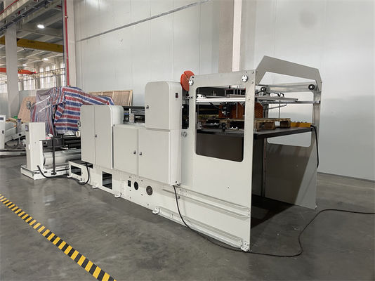 PLC-gecontroleerde servo-aangedreven papiersnijmachine voor automatisch rollensnijden