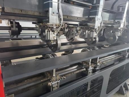 Lange levensduur Dunne blad slice scorer gegolfde karton snijmachine voor stijl