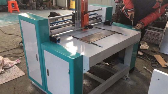 Kleine gegolfde kartonnen doos maken machine met Min.span grootte van slot 42mm Capaciteit