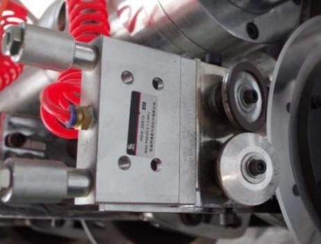 10 kW kartonnen verpakkingsmachine met dunne lemmen voor een soepele snij-ervaring