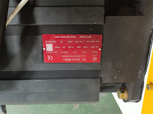 Elektrische papiervormmachine voor golfkartonproductielijn in het Chinees