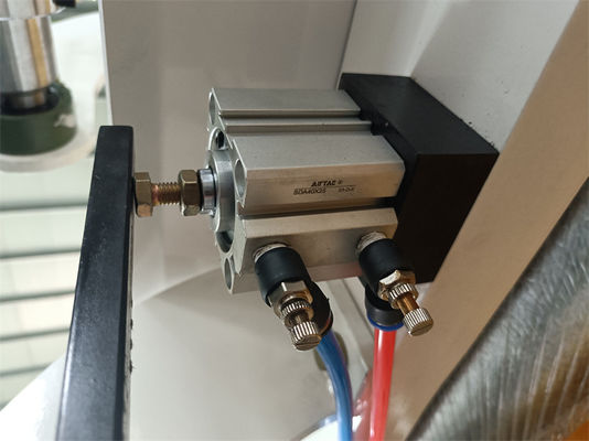 Dubbele spiraalvormige mes Dubbele laag roterende afsnijmachine voor korrugatorlijn 6000 mm spoor