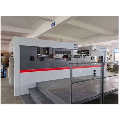 Innovatieve automatische matrassnijmachine voor gegolfd karton 220V/380V spanning