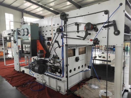 High-definition printing roll die cutting machine met papiervormende functie