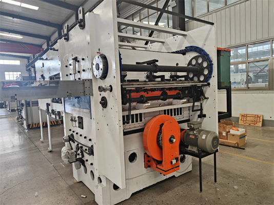 Automatische matrassnijmachine voor kartondrukken