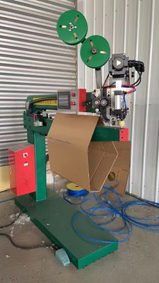 Servomotor met handoperatie kartonnen doosjes naaimachine voor kartonnen dozen