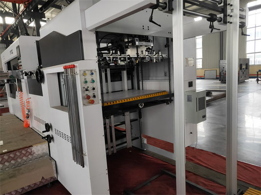 Automatische platbed gegolfde plaat die cutting creasing machine met hoge precisie