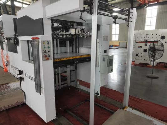 Automatische platbed gegolfde plaat die cutting creasing machine met hoge precisie