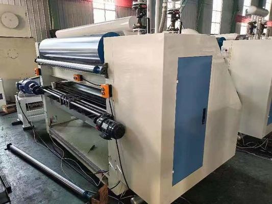 SF Flute gegolfde kartonnen doos voor het maken van gegolfde kartonnen platen snijmachine enkelzijdig 3500*1700*2200mm
