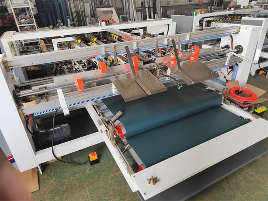 Automatische kwaliteit Automatische textielvouwlijm voor spotlevering Dubbele platen