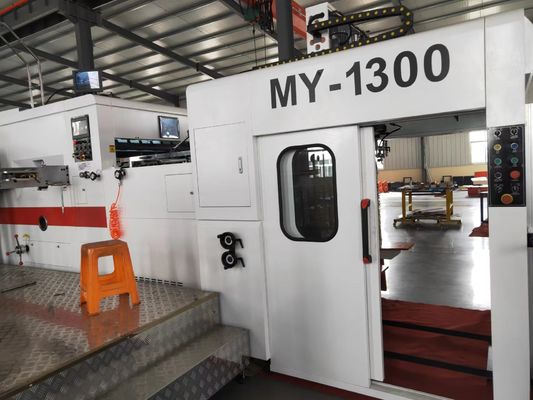 Precision Paperboard Die Cutting Machine voor karton Max.Paper Size 1500*1100mm gemaakt