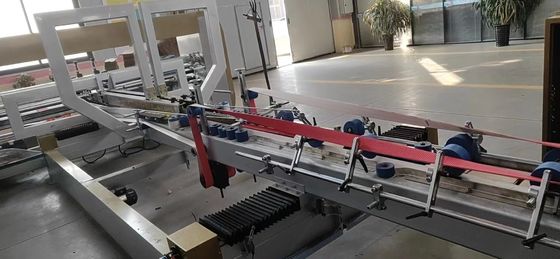 13000 KG elektrisch aangedreven golfkarton doos folder lijmmachine voor nauwkeurige lijm