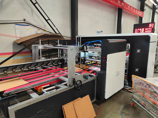 13000 KG elektrisch aangedreven golfkarton doos folder lijmmachine voor nauwkeurige lijm