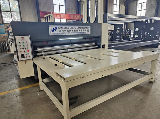 Geavanceerde ketenvoeding 2 Kleur golfplaat Flexo Printing Rotary Slotting Machine