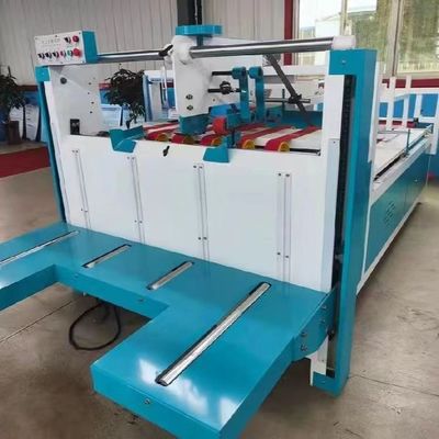 Kleine grootte 5500 KG Spanning 380v Folder Gluer Machine voor twee stukken vouwen en lijmen