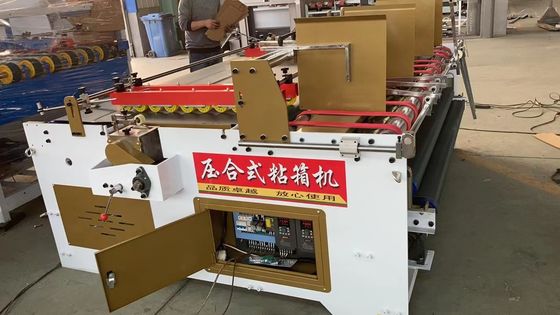 State-of-the-Art Press Type Folder Gluer Machine voor gladde kartonnen doos maken