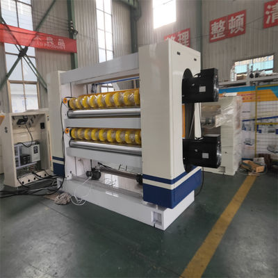 380/50Hz Spanning Elektrisch Karton NC Cut Off Machine met Dubbele Helicale Cross Cutter