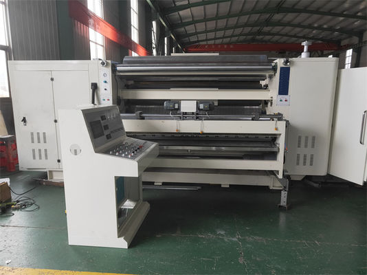 1200*960*2200mm Boerderijen 2 Ply Automatische eenzijdige machine Hydraulische molen rolstand machine Karton