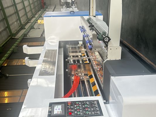 Flexodrukmachine voor golfkartonplaat met veiligheidskenmerken en prestaties