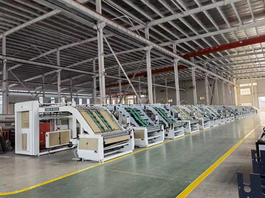 Automatische kartonlamineermachine voor een soepele werking