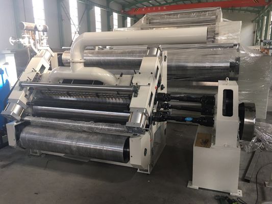 Volledig automatisch gegolfd vingerloos papier enkelzijdig 3500*1700*2200mm Prestaties