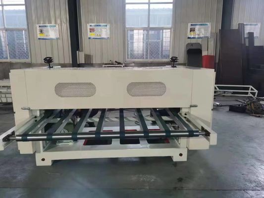 Snijprecisie ±1,5 mm Rollenpapierplaat snijmachine voor 2 plooien gegolfde kartonnen plaat