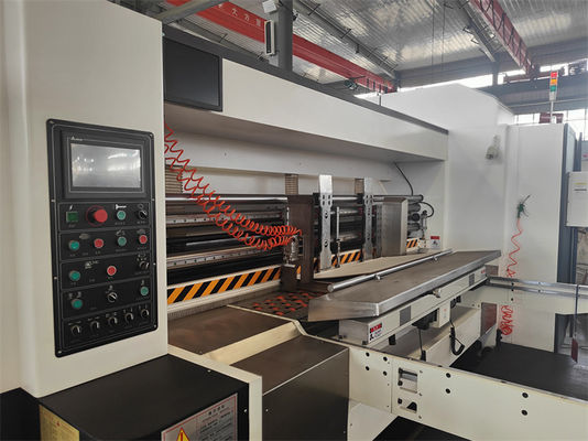 Vervaardigingsfabriek Automatische Flexoprinting Slotting Die Cutting Geaffineerde kartonnen doos maken machine