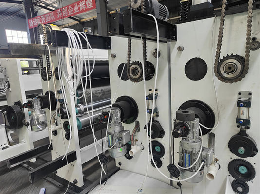 Hoog snelheid gegalvaniseerd kartonplaat Flexo Printing Slotting Die Cutting Machine voor de markt