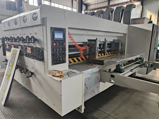 Hoog snelheid gegalvaniseerd kartonplaat Flexo Printing Slotting Die Cutting Machine voor de markt