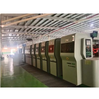 Volledig automatisch gegolfd kartonprinten Slotting Die Cutting Machine Gemakkelijk te bedienen