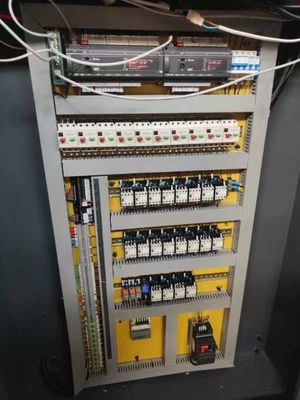 Kleurgewalste doosdrukmachine voor het maken van automatische kartonnen pizzapapierdozen