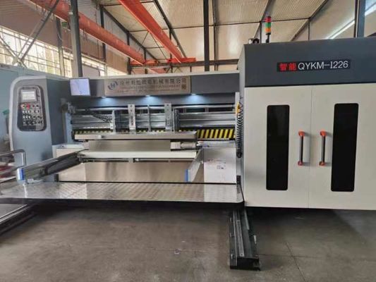 Flexodrukmachine voor het maken van golfkartonnen doos met een automatische spanning van 380 V