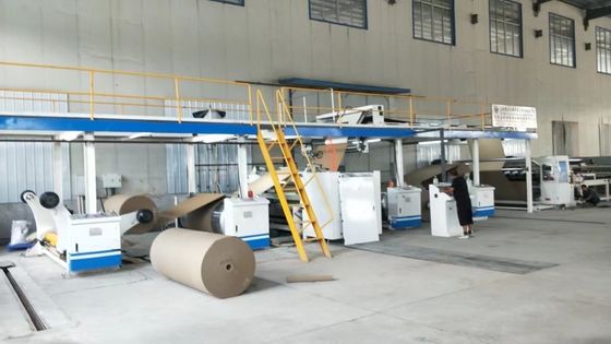 4500 KG Makkelijk te kartonnen doos maken machine voor golfkarton productielijn