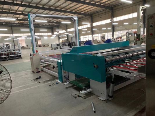 Automatische kwaliteit Automatische golfkarton stapler 1700 kg laadvermogen